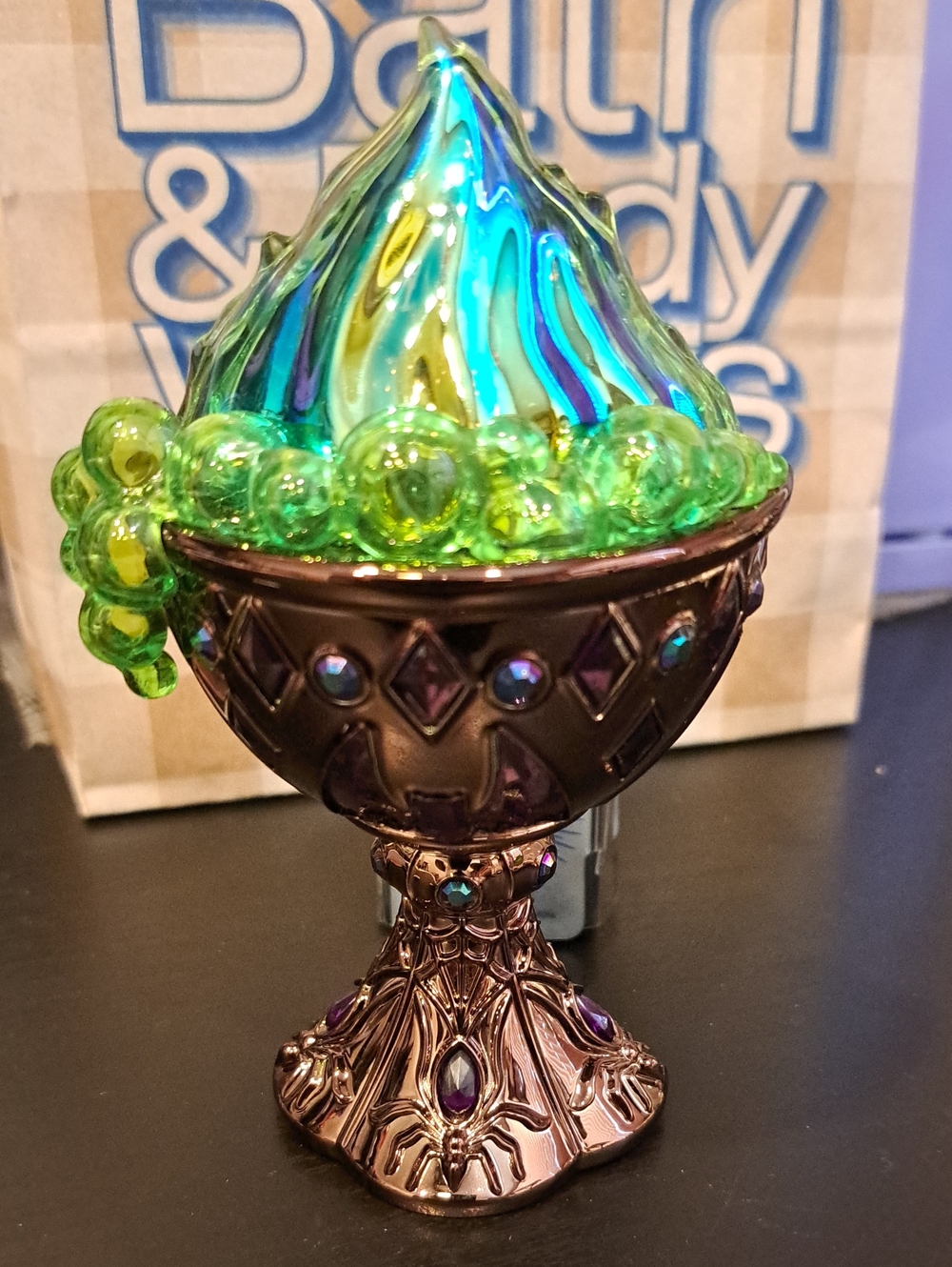 Bath & Body Works Green and Purple Halloween Wallflowers Plug
